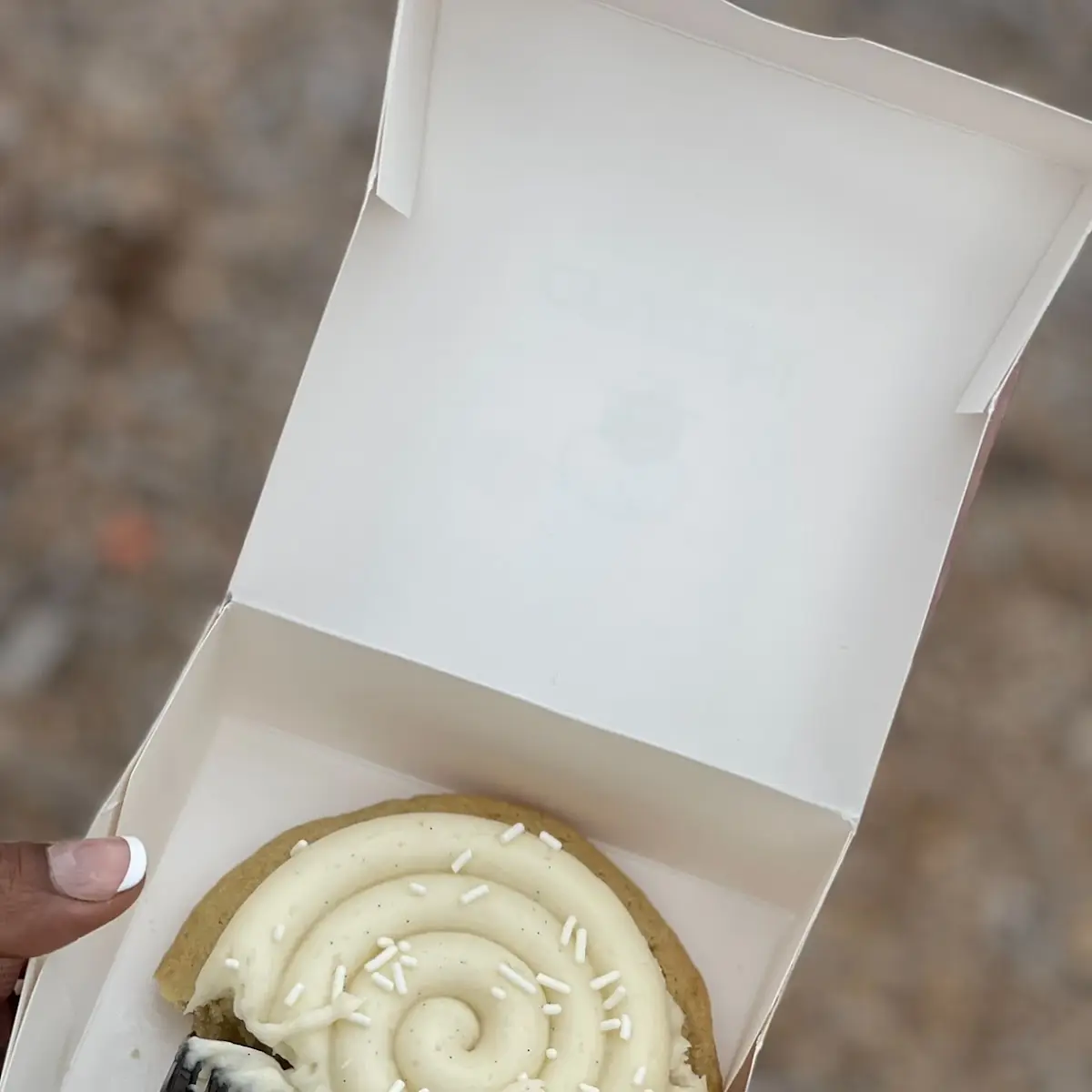 Vanilla Bean Cupcake Cookie