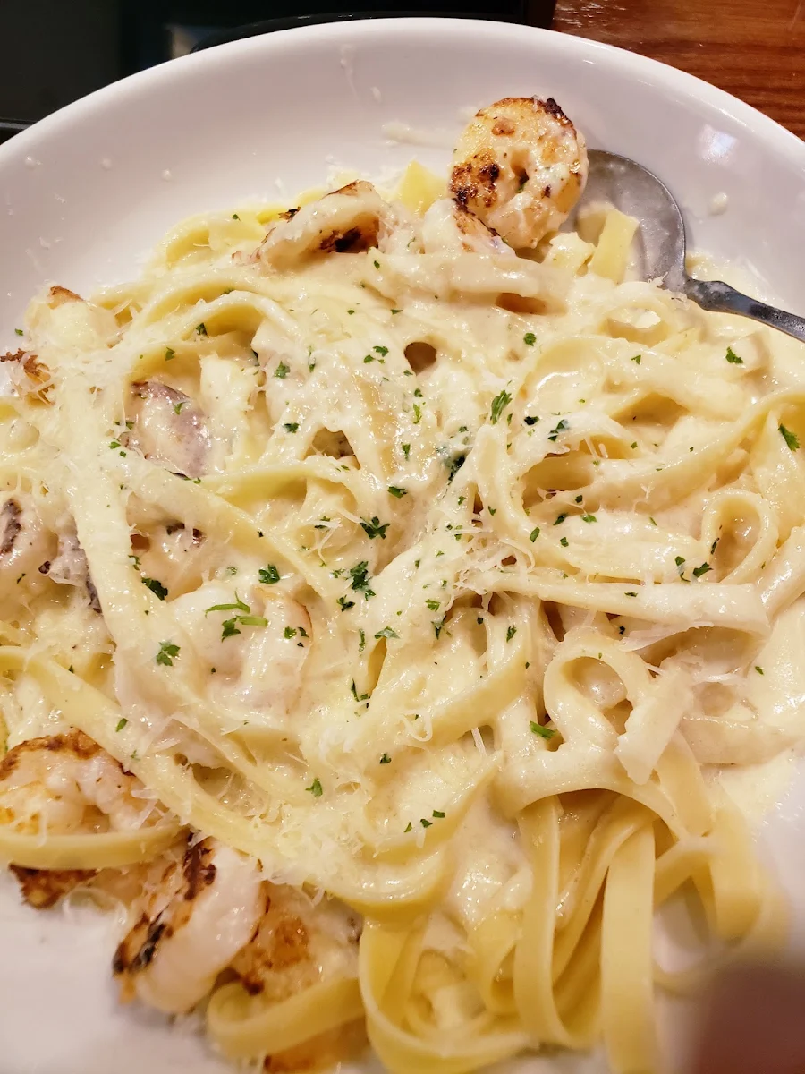 Chicken & Shrimp Carbonara