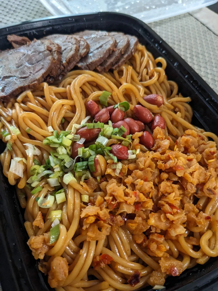 Fried Noodle with Beef, Slurp Noodle 嗦粉