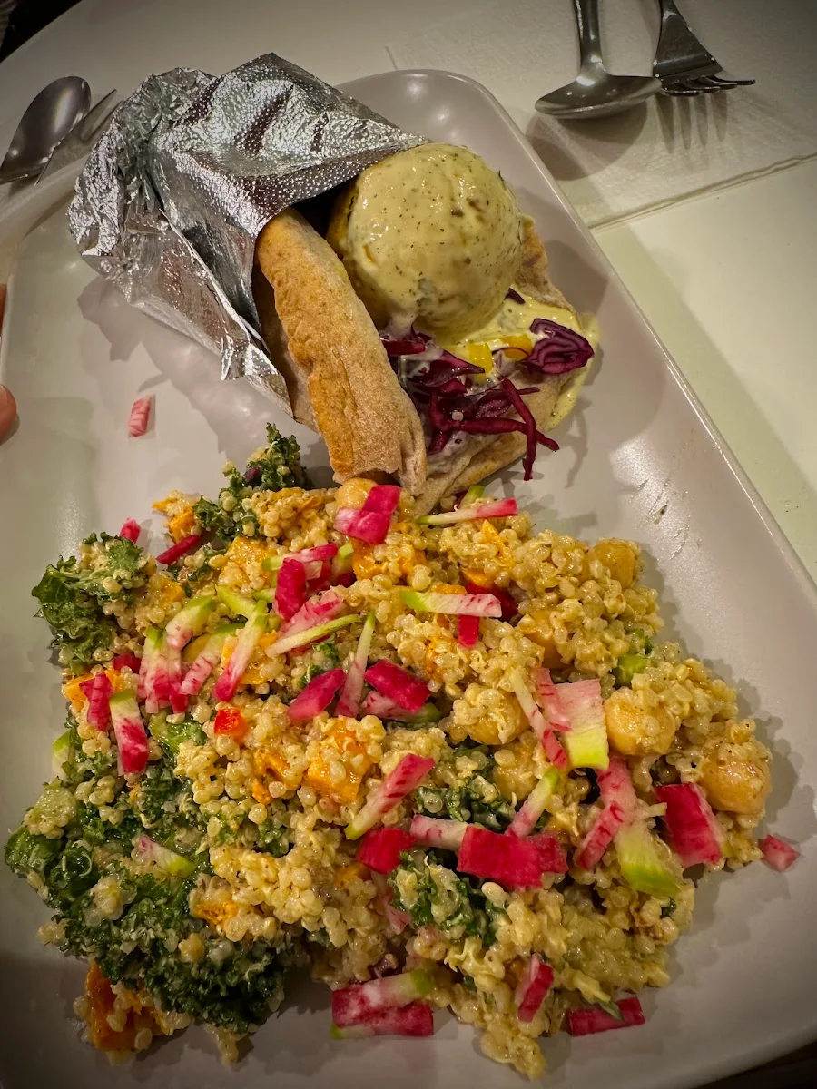 Souk Wrap, Chef Veganessa Inc