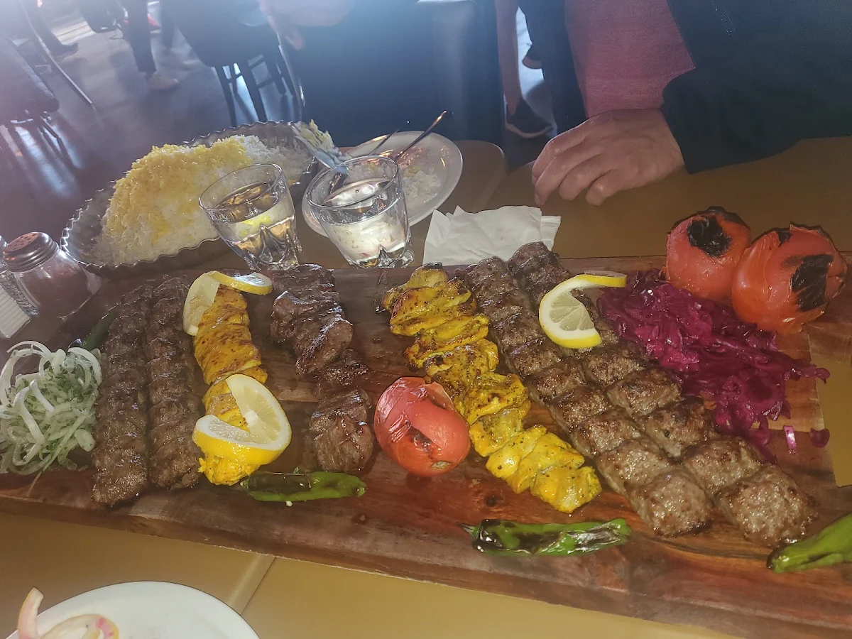 1 Skerwer of Barg 1 Skerwer of Koobideh 1 Skerwer of Chicken Leg Rice & Salad, Persian Kebab House