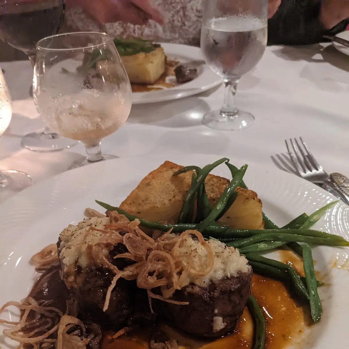 Twin Petite Filet Mignon