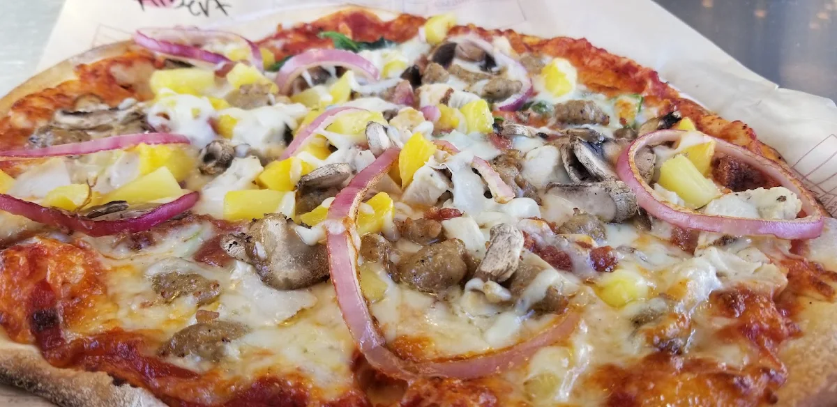 Customized Pizza Hawaii