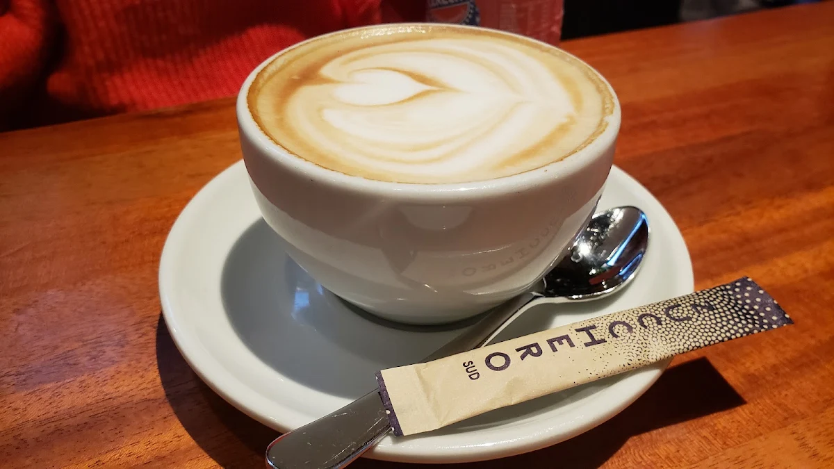 Latte and Cappuccino, Sud Forno