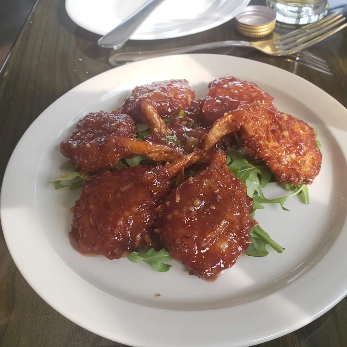6 Chicken Wings