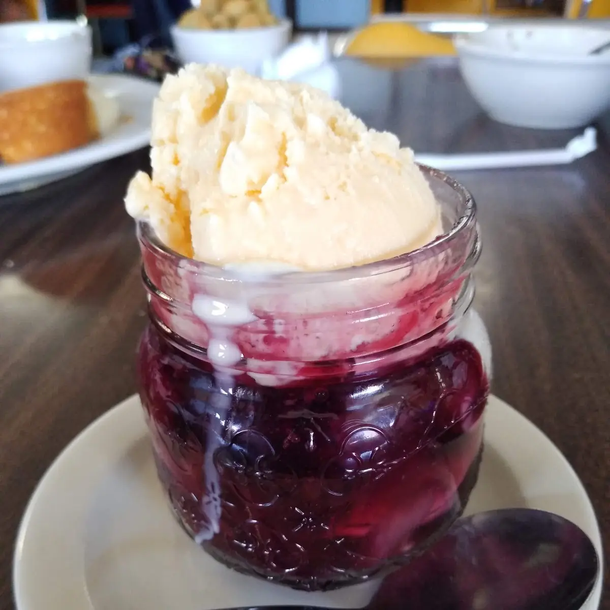 Blackberry Cobbler