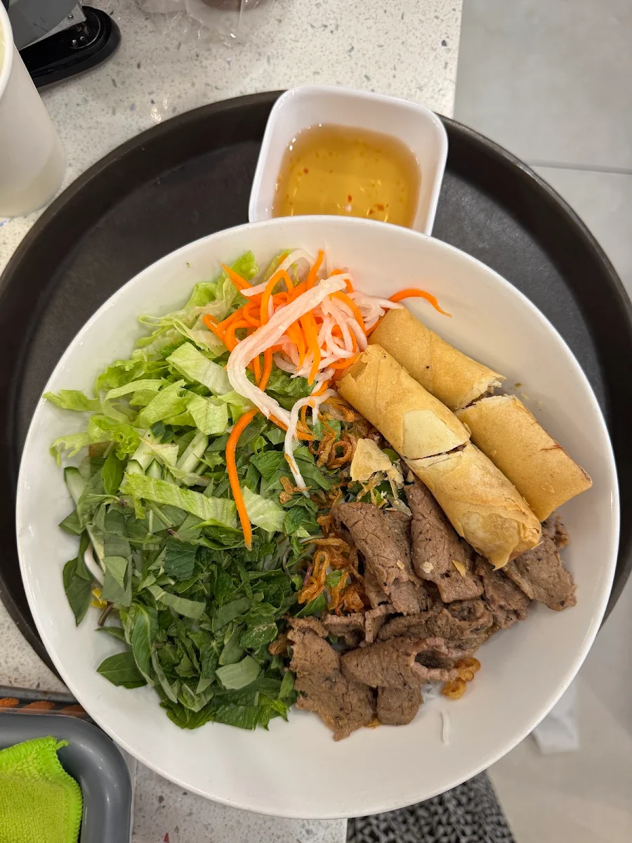Bún Thịt Gà Bò Nướng, Saigonese Viet Kitchen