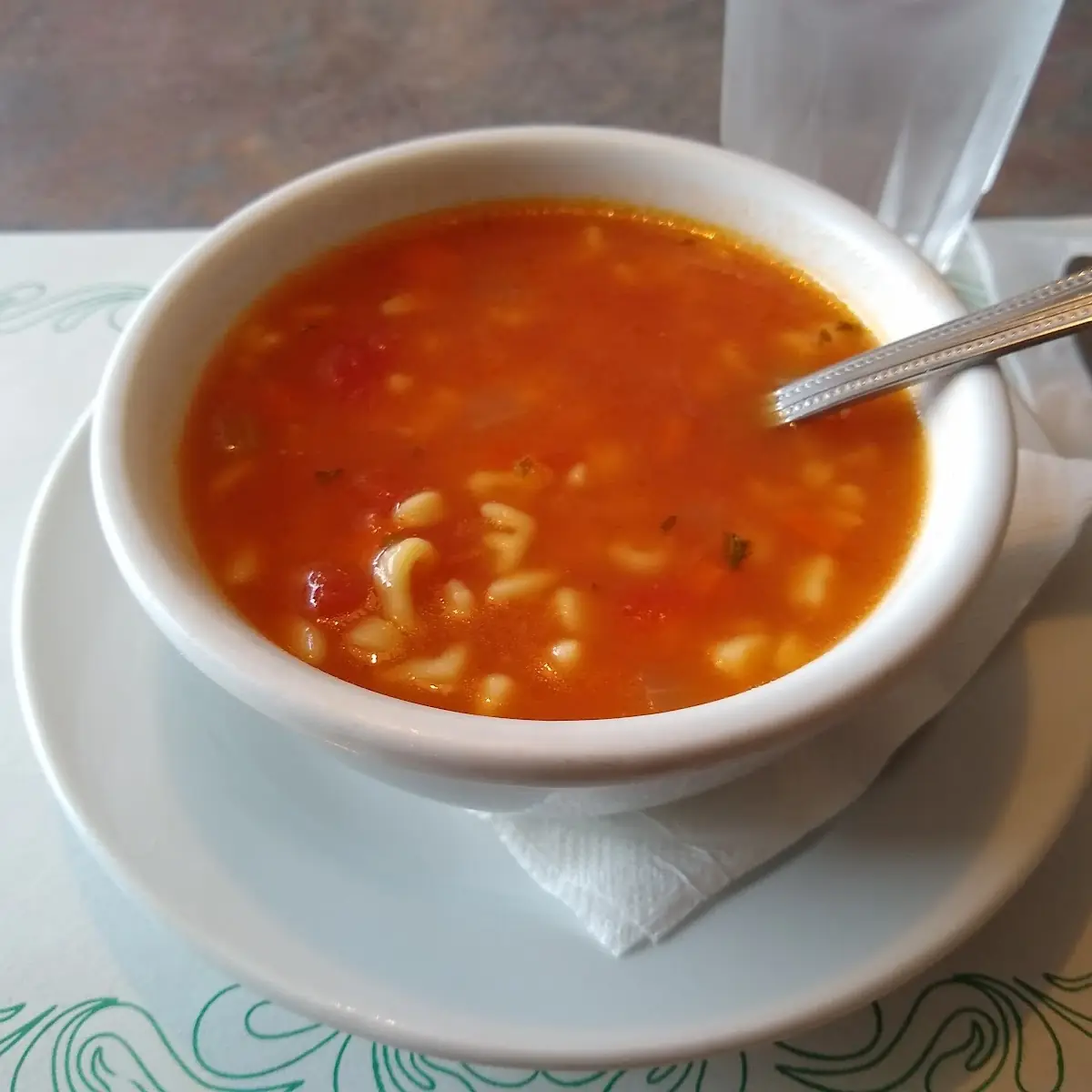 Soupe Alphabets Tomates, Resto d'l'estrie