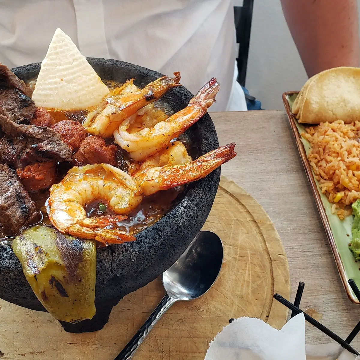 Molcajete Mar Y Tierra
