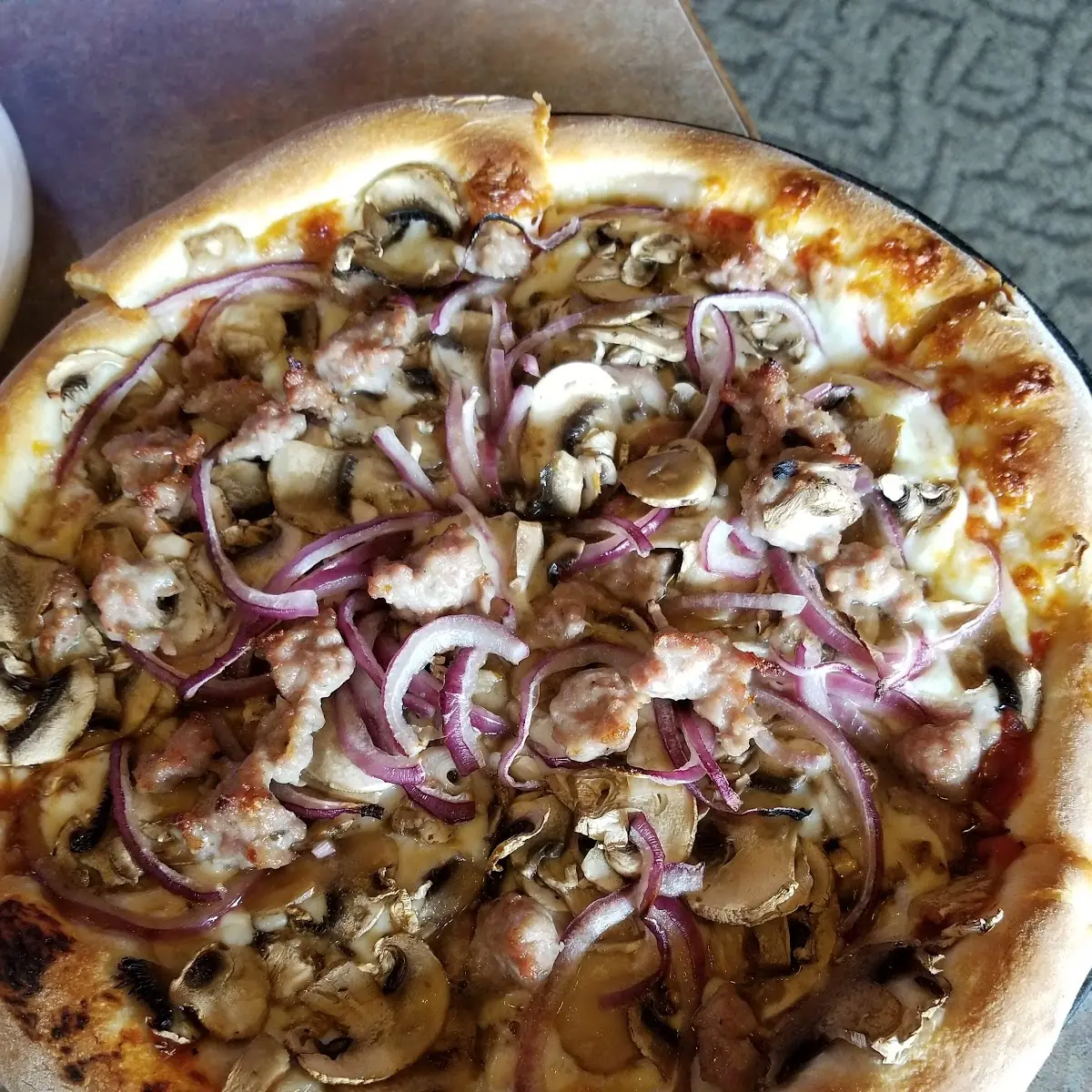 Onion Mushroom Pizza