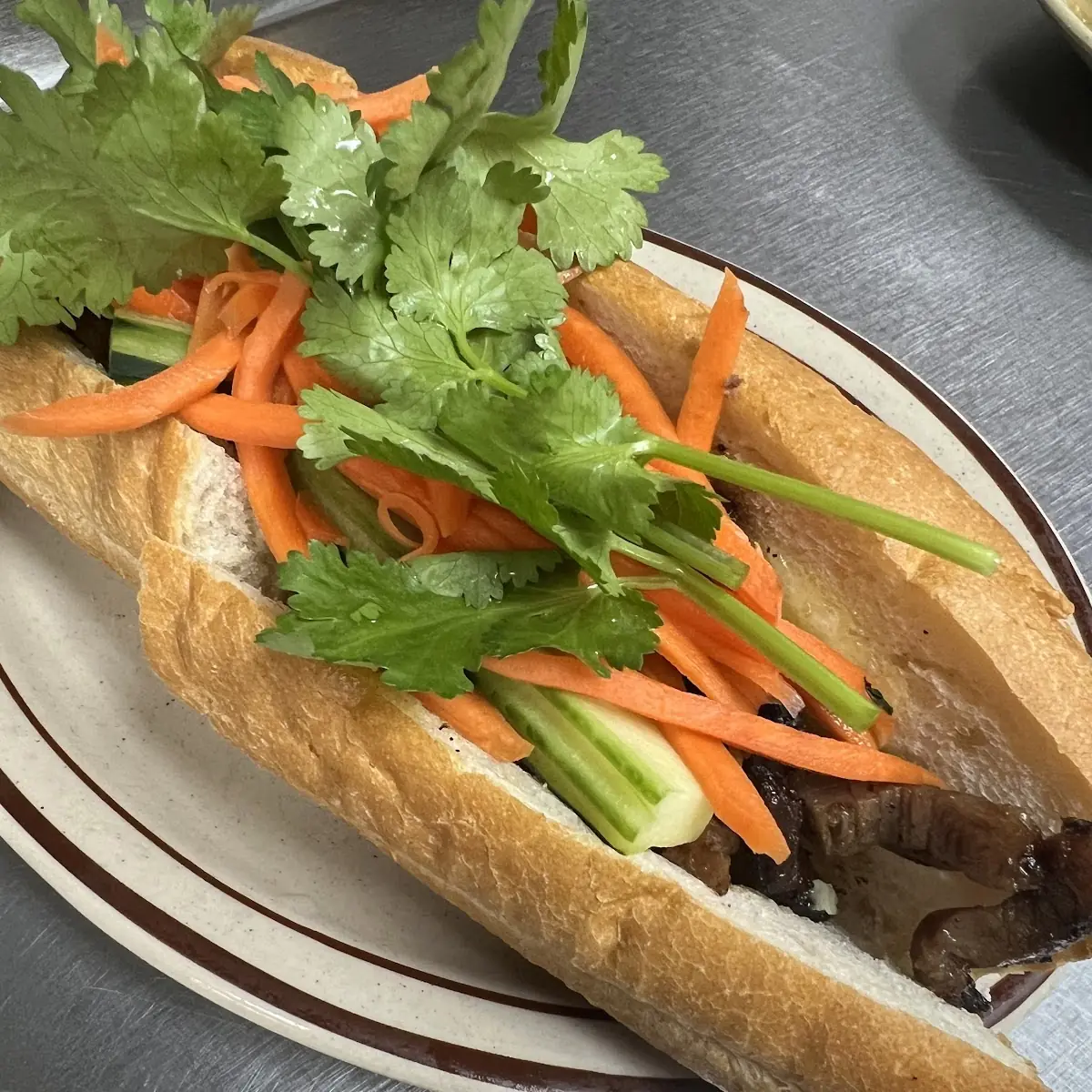 Bun Grilled Pork & Egg Roll