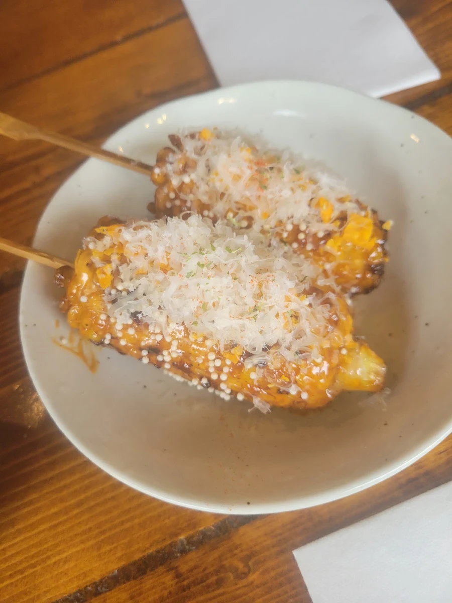 Hipsy Corn, Pharmacii