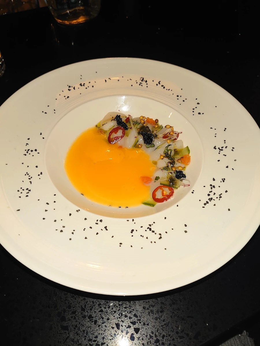Scallop Crudo, Pharmacii