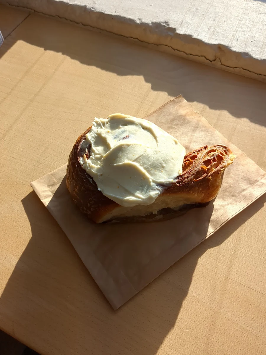 Cinnamon Roll Croissant