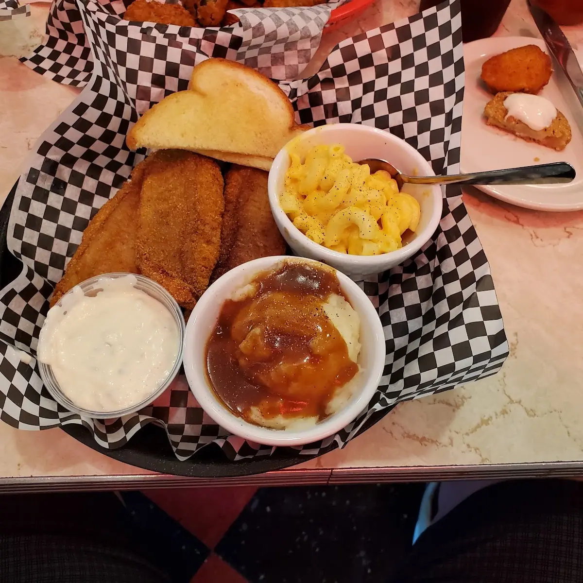 Mel's Way Grilled Cheese