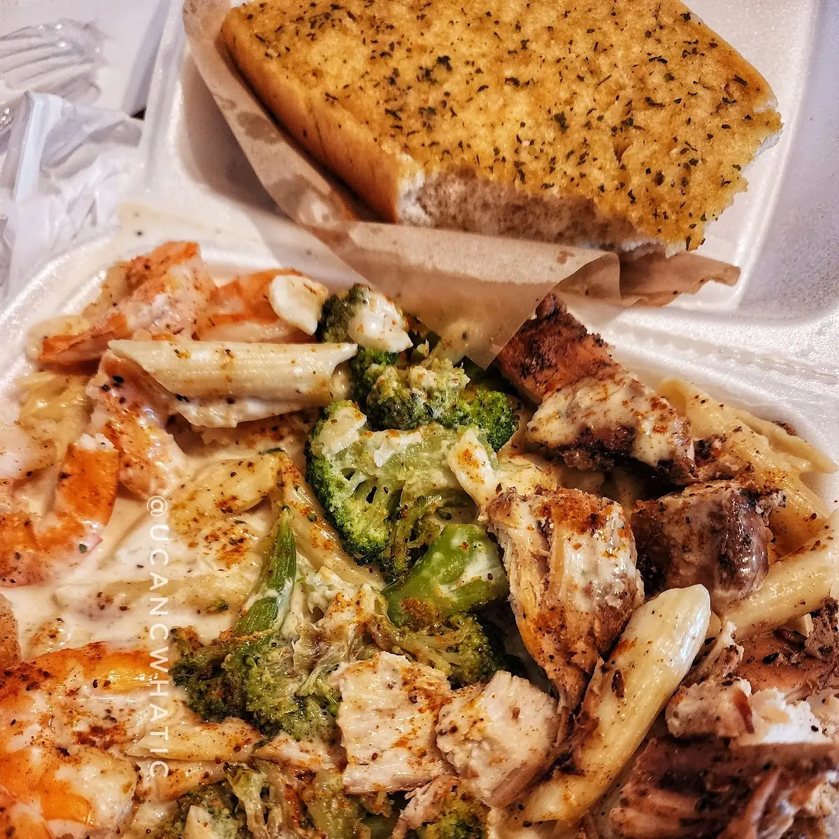 Chicken and Shrimp Alfredo