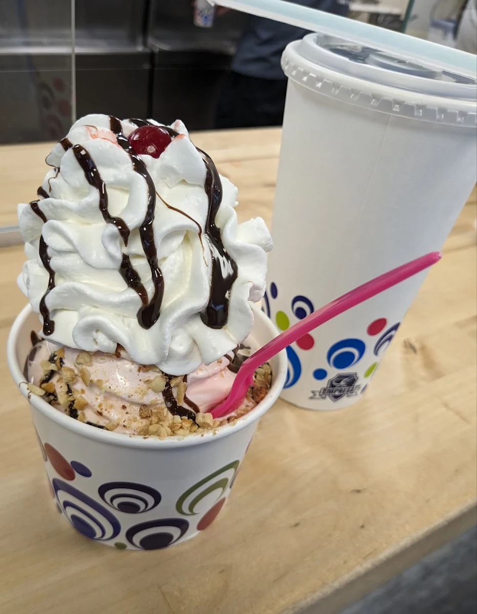 Red Raspberry Hot Fudge Sundae