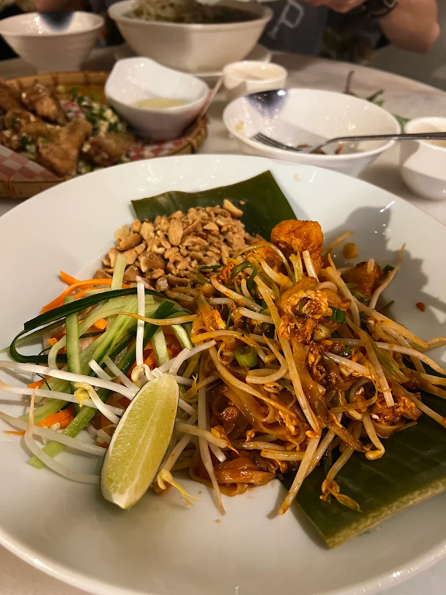 Pad Thai Tofu(peanuts!)