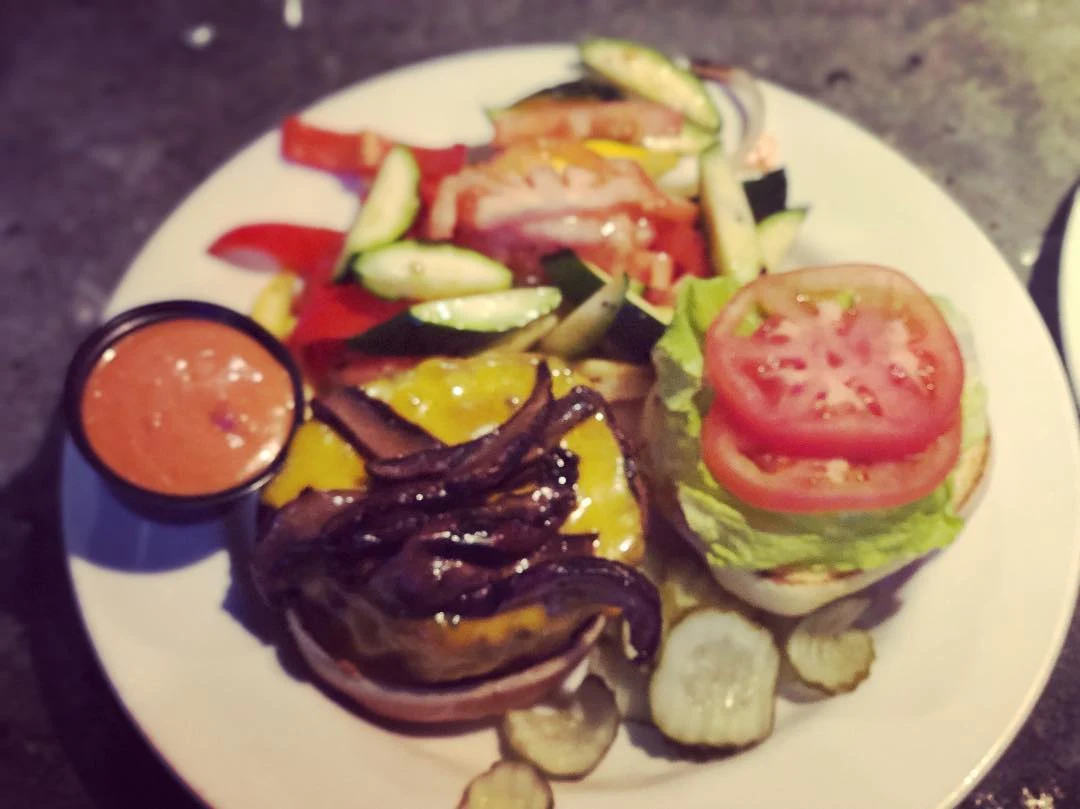 Bacon Cheeseburger
