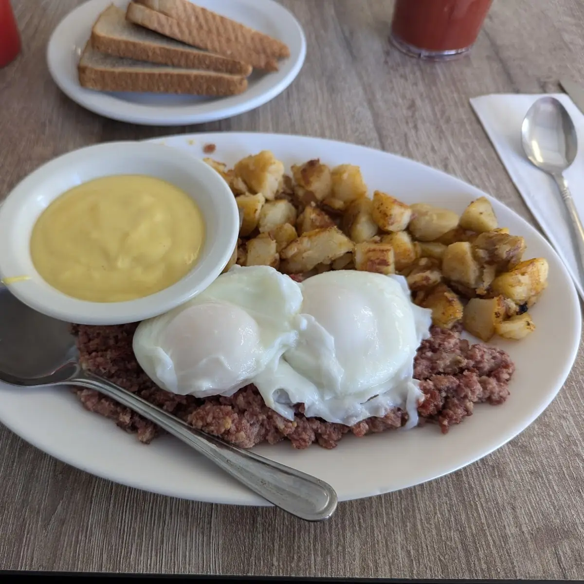 Caleb's Favorite Corned Beef Hash and Poached Eggs