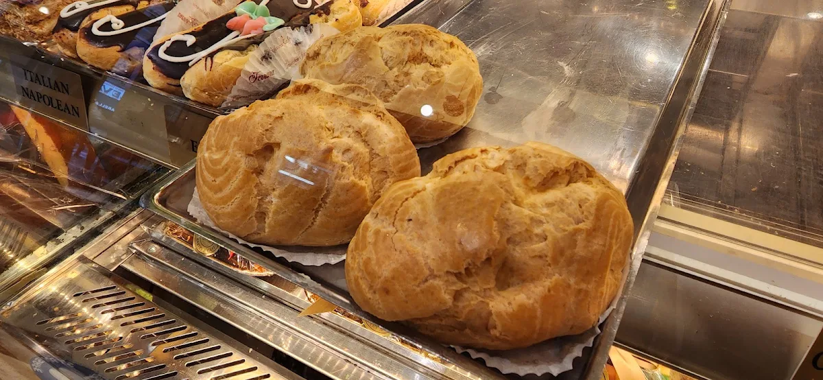 Cream Puff