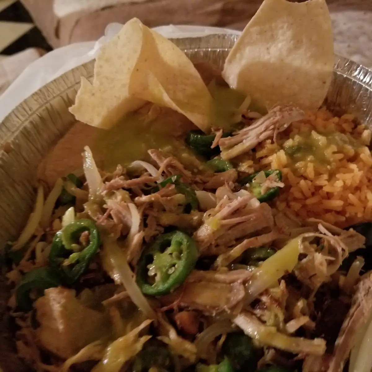 Carnitas En Salsa Verde
