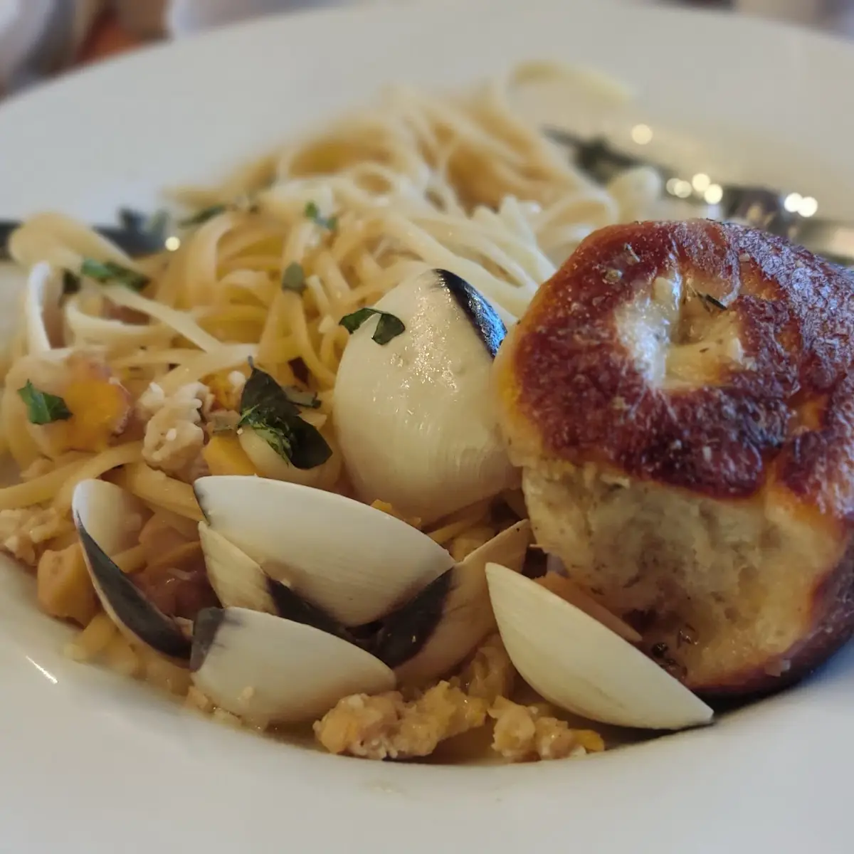 Linguine with Red Clam Sauce