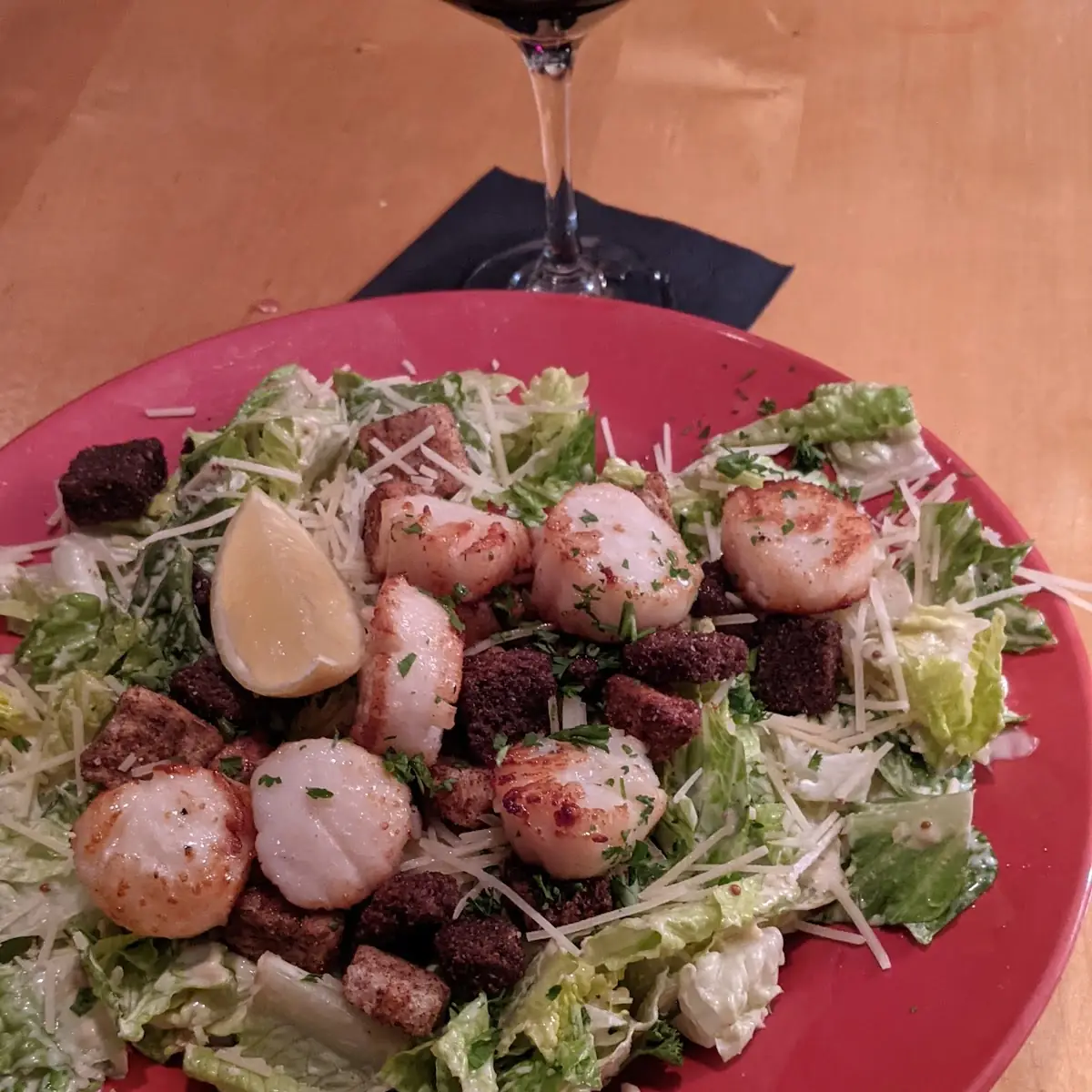 Caesar Salad with Broiled Scallops