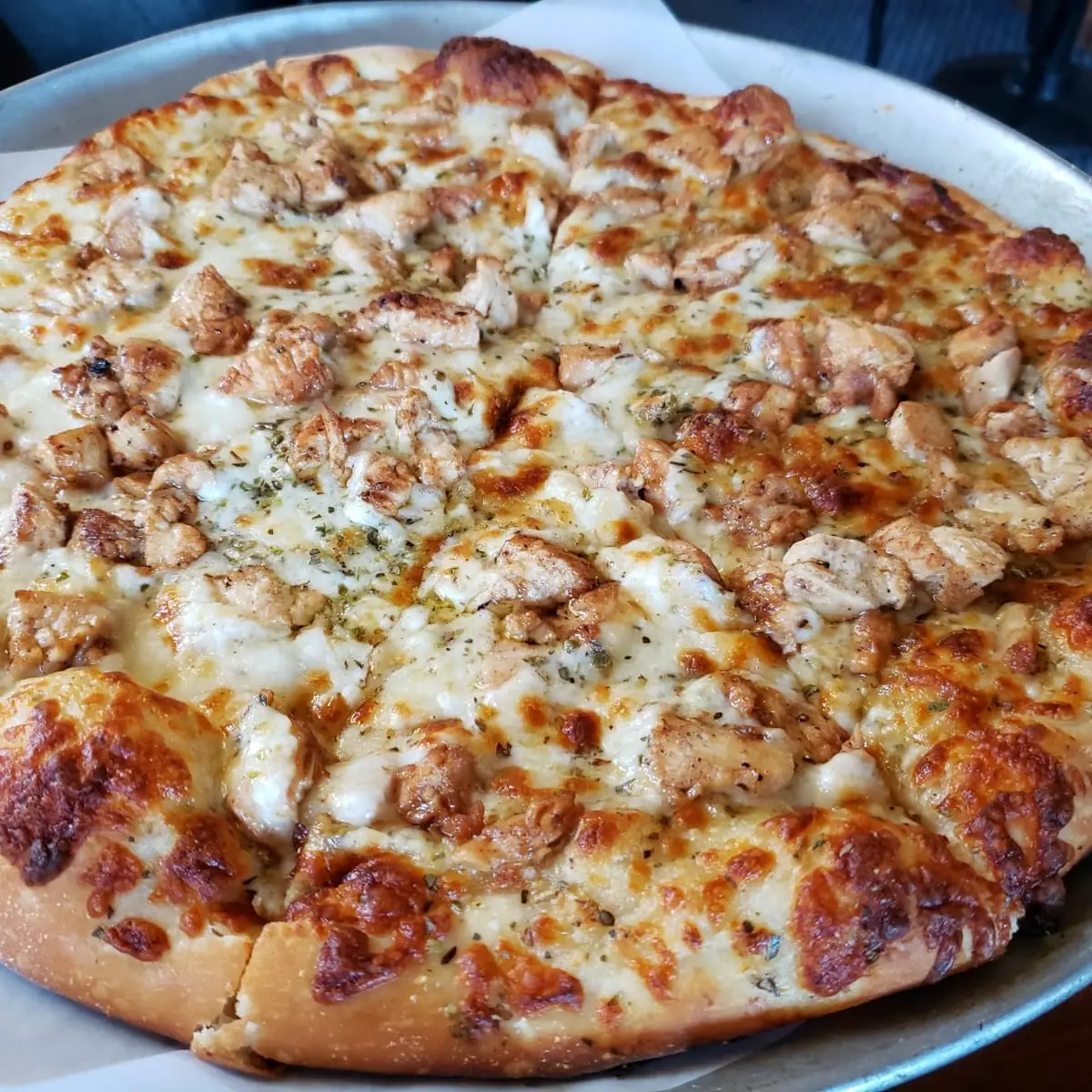 Chicken Alfredo Pizza Large