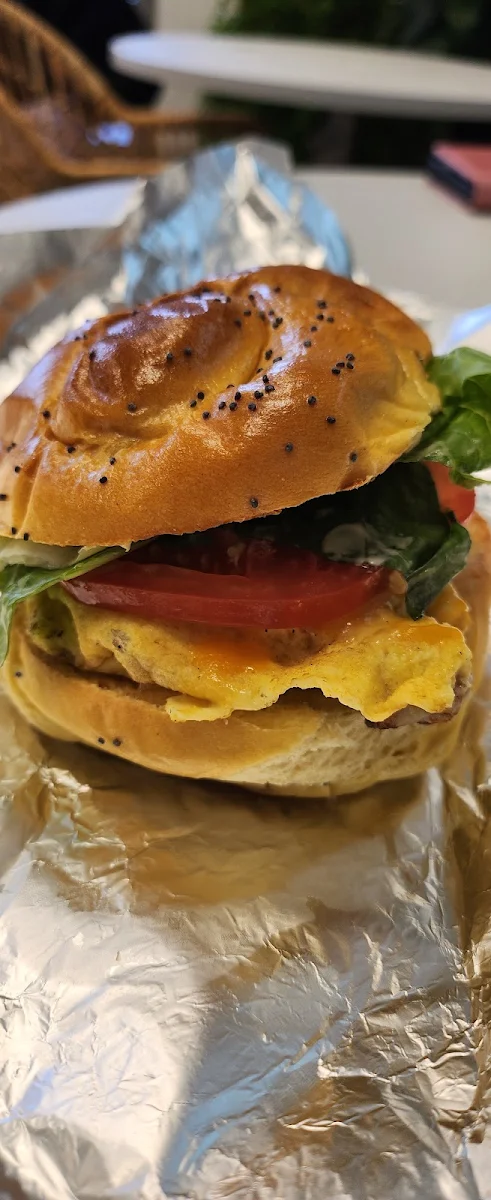 Highlights, Boa Bakery