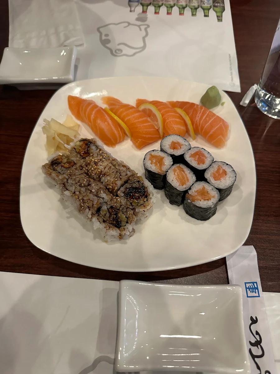 Salmon Sushi Salmon Roll Eel Cucumber Roll