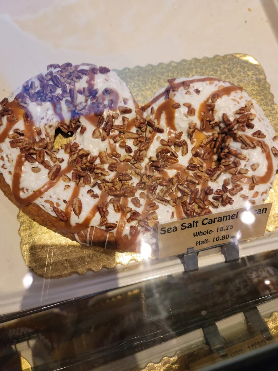 Sea Salt Caramel Pecan Kringle