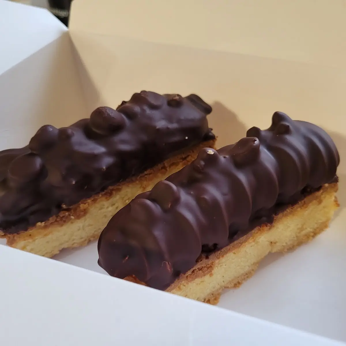 Chocolate Hazelnut Crunch Pastry