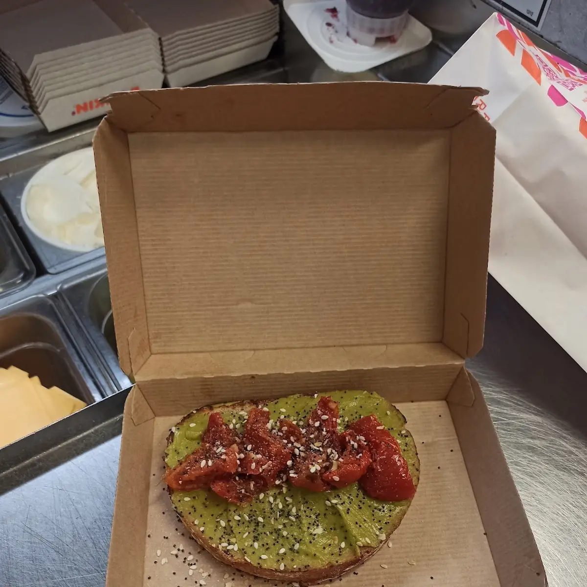 Avocado Toast with Tomato