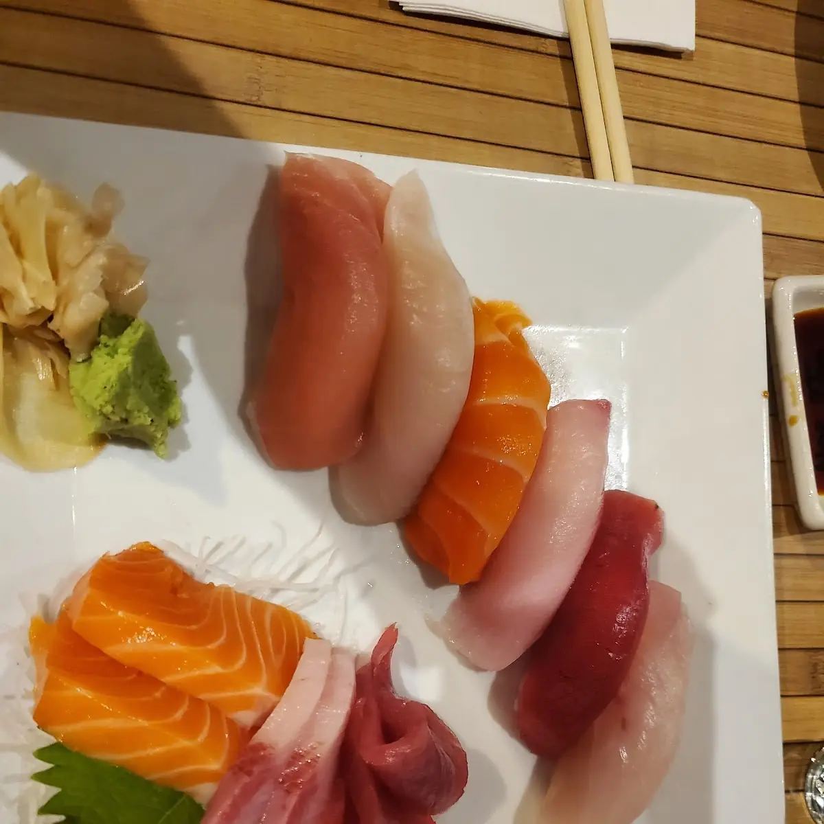 Sushi Sashimi Deluxe