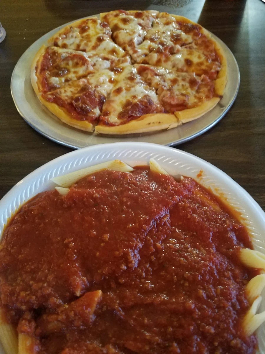 Mostacolli with Meat Sauce and a Small Thin Crust Pepperoni