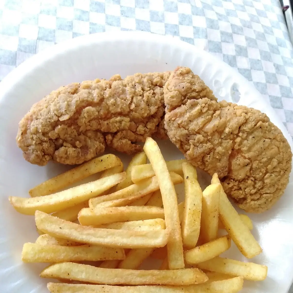 3 Chicken Tender w Fries