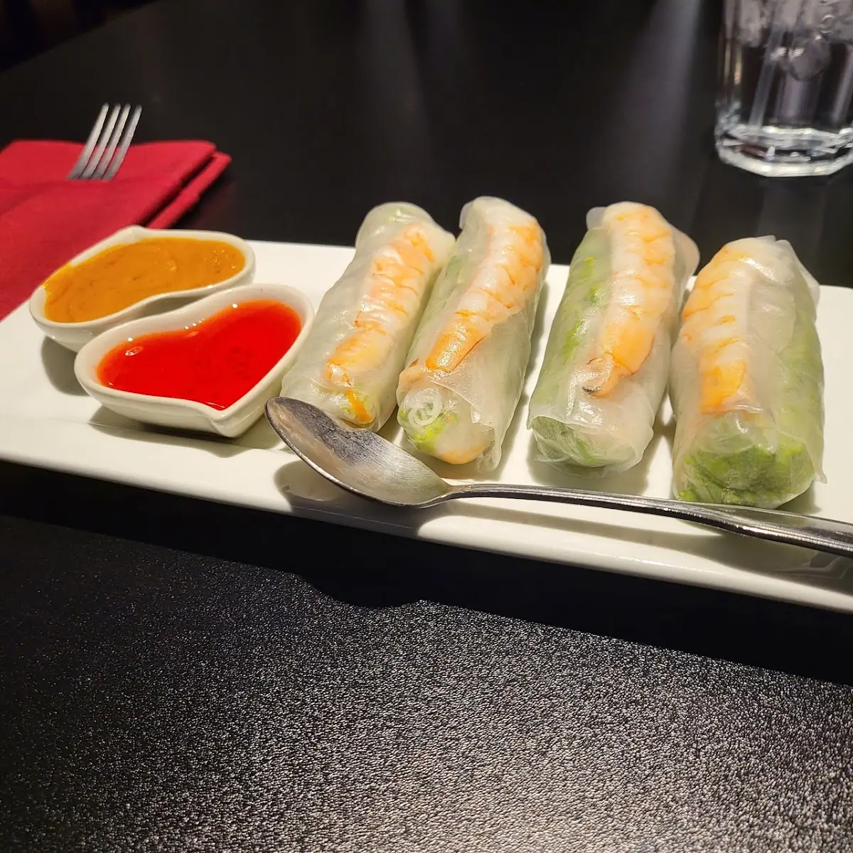 Fresh Spring Roll with Peanut Sauce