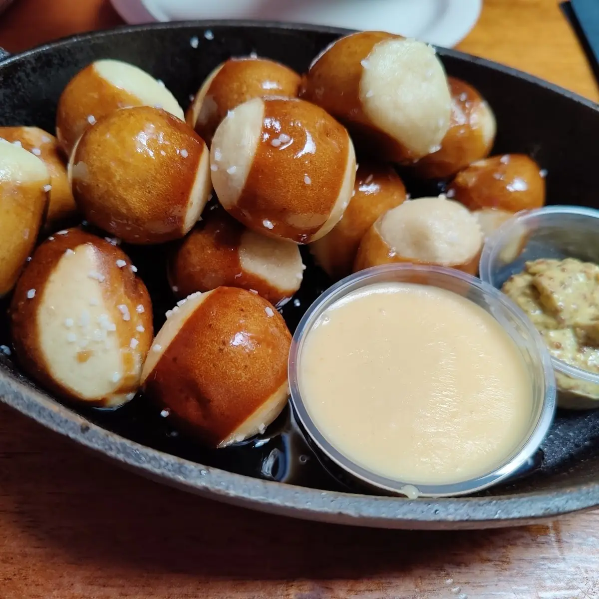 Pretzel Bites