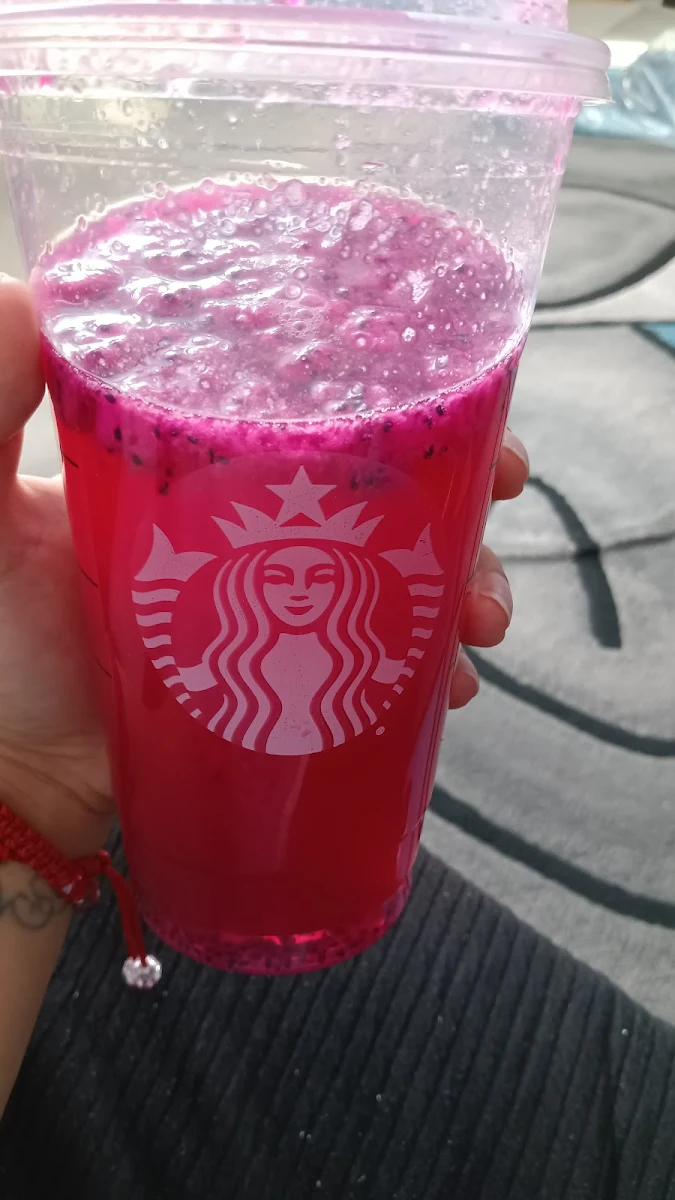 Mango Dragon Fruit Lemonade