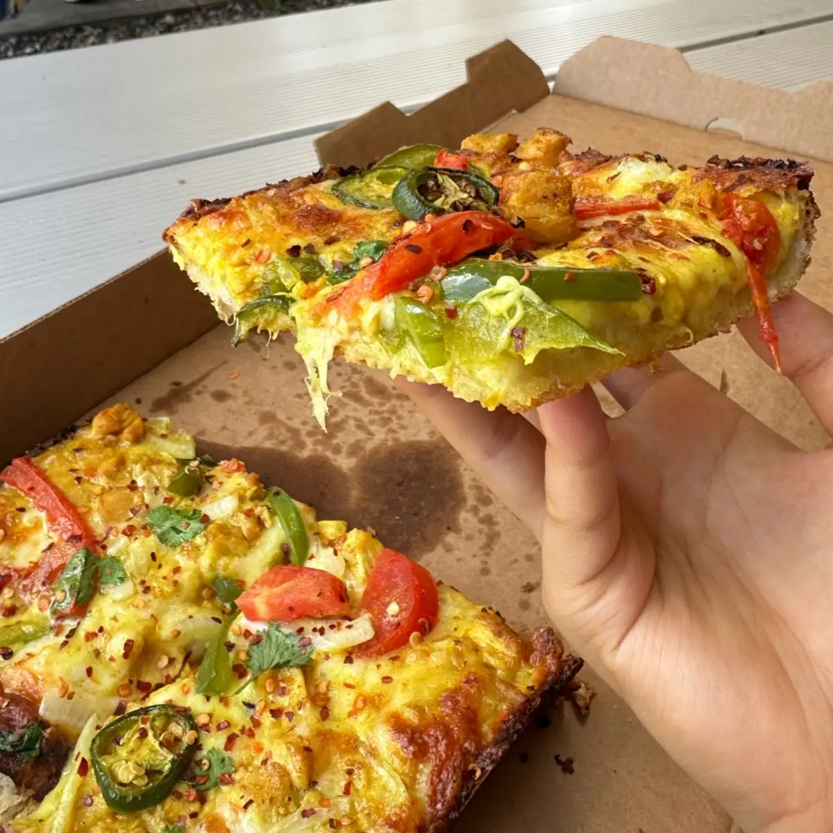 Mariah Curry Chicken Pizza Cross Section