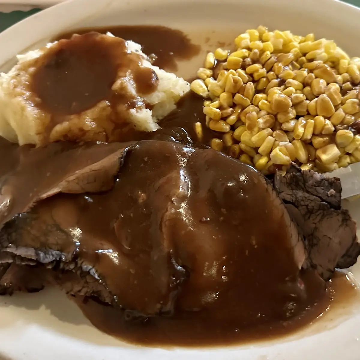 Roast Beef Mashed Potatoes & Gravy with Corn