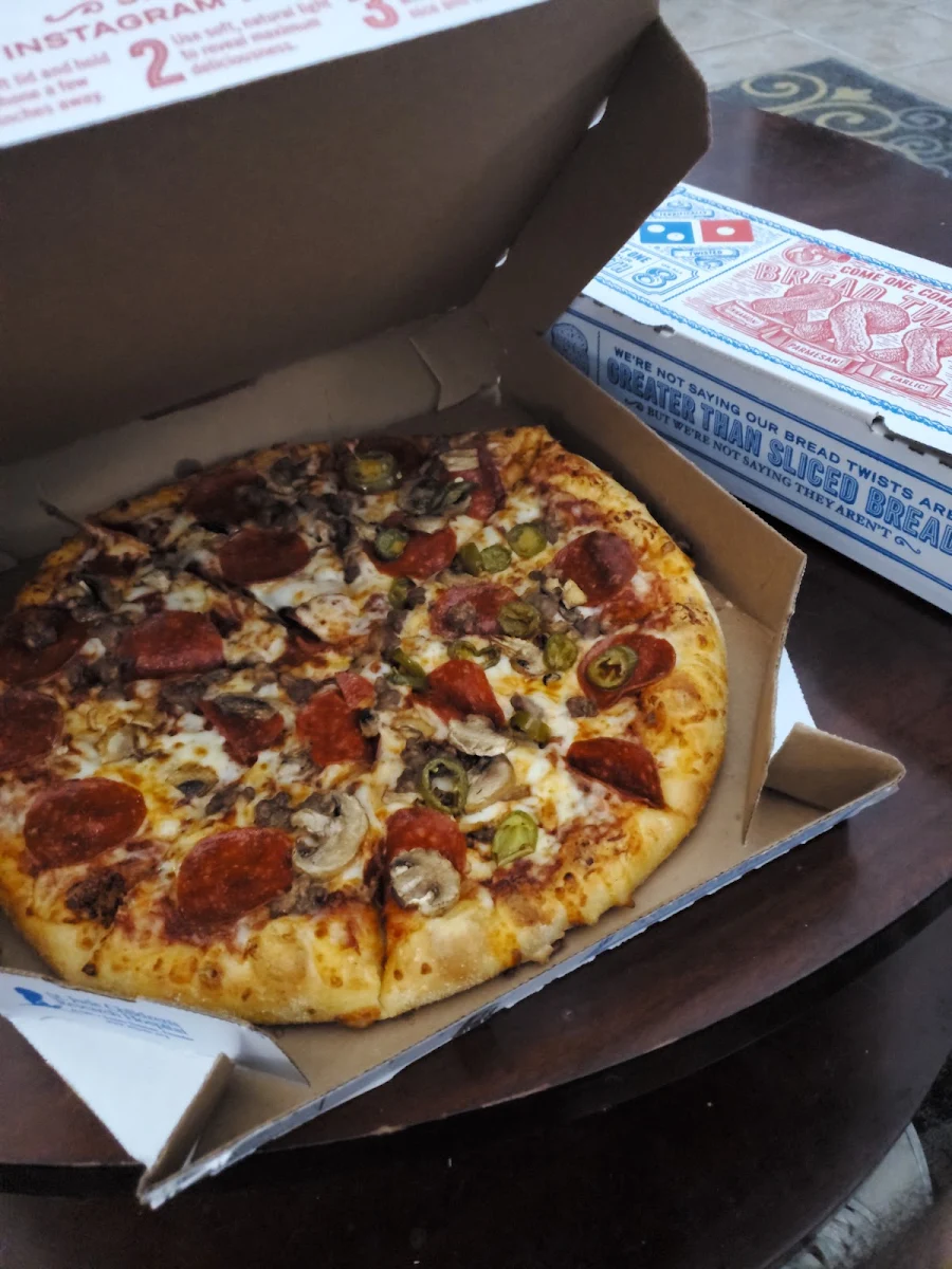 Hand Tossed Pepperoni Beef Jalapeno Pizza