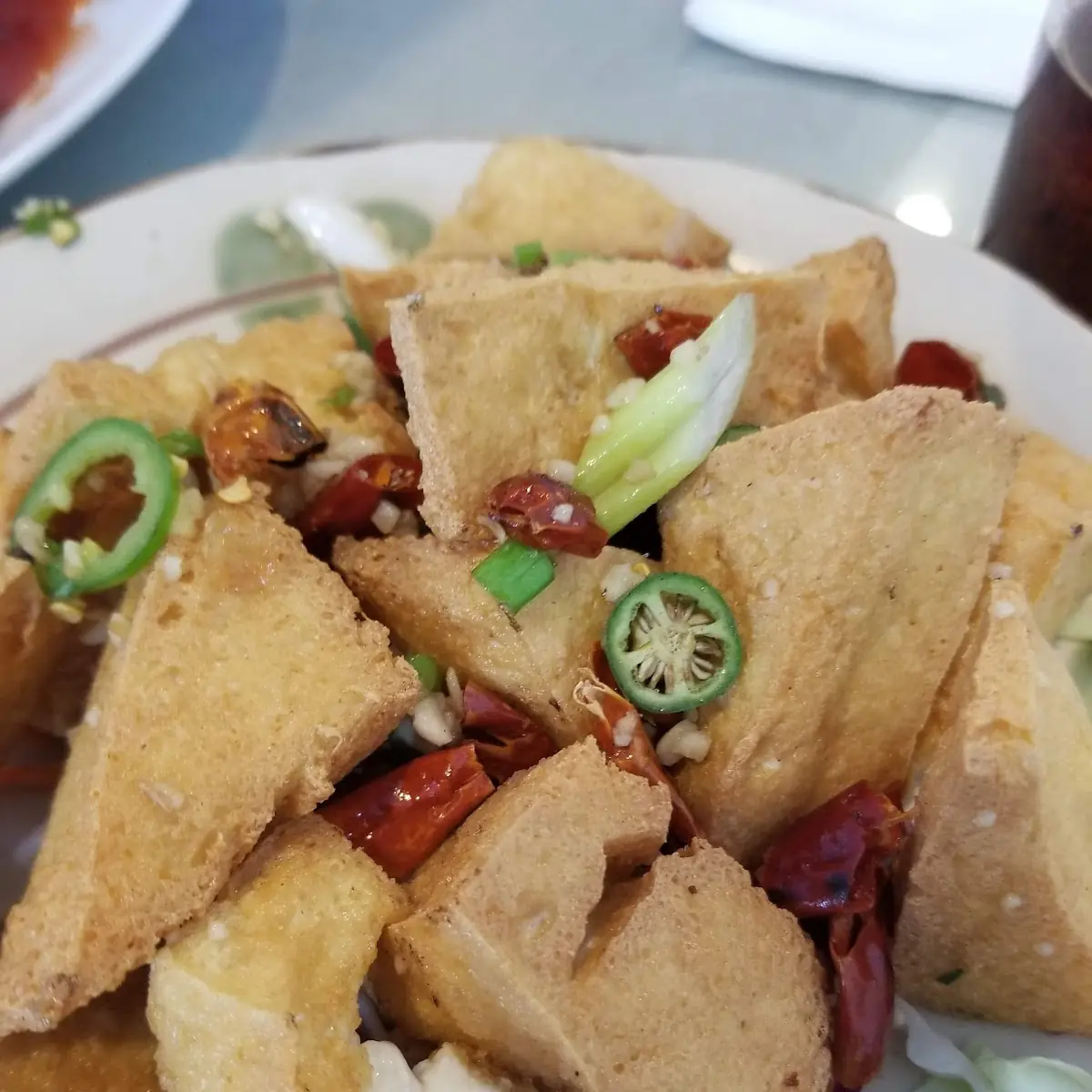 Mixed vegetable and tofu  chow fun  蔬菜豆腐炒河粉
