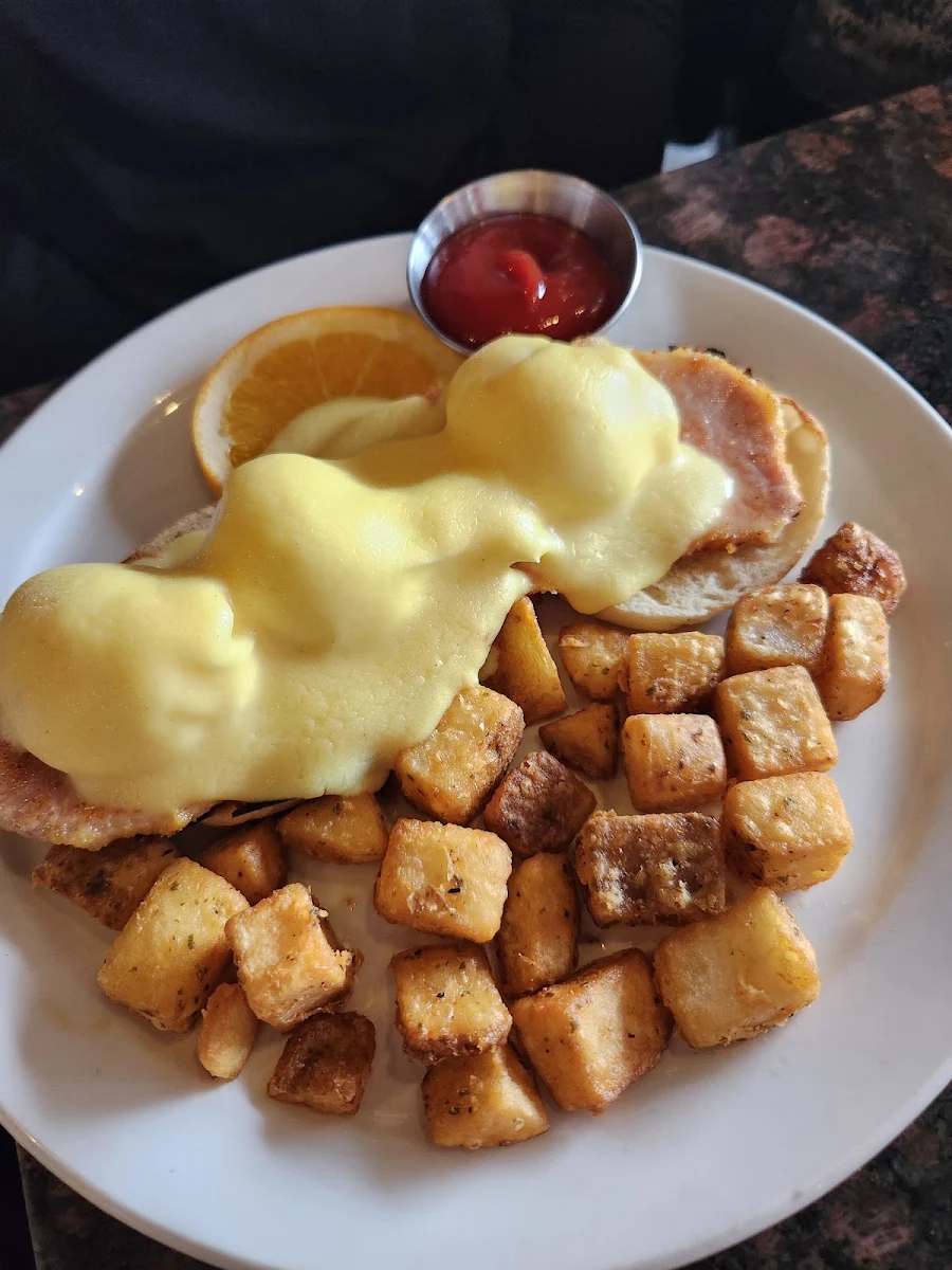 3 Eggs Benedict with House Potatoes, SymposiumCafeRestaurant Georgetown