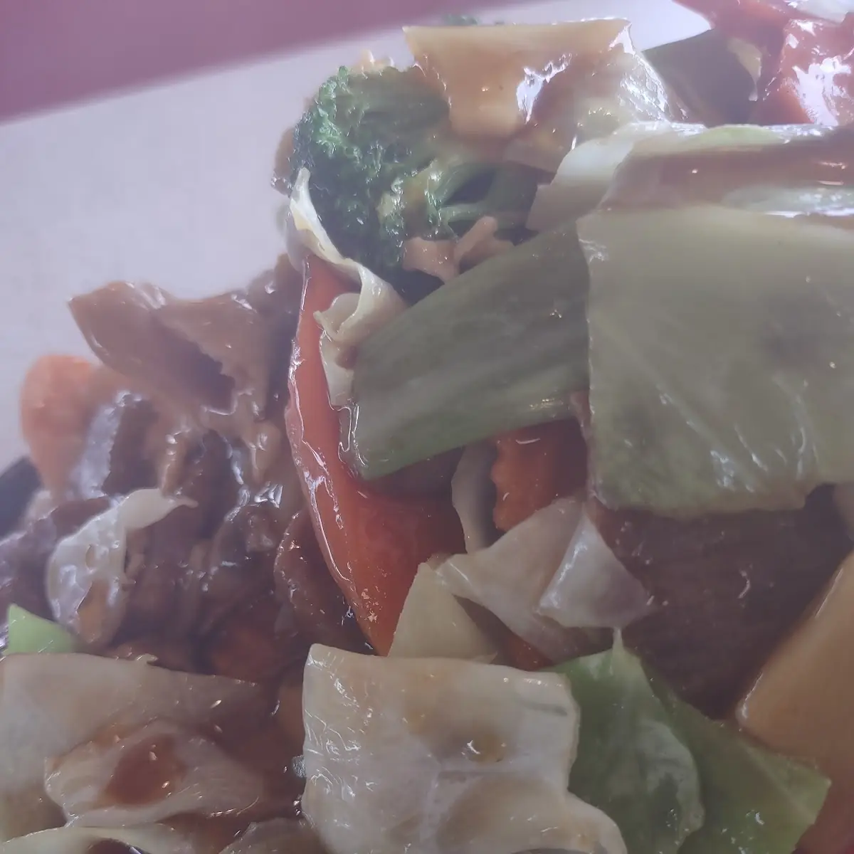 Sizzling Beef Chow Mein
