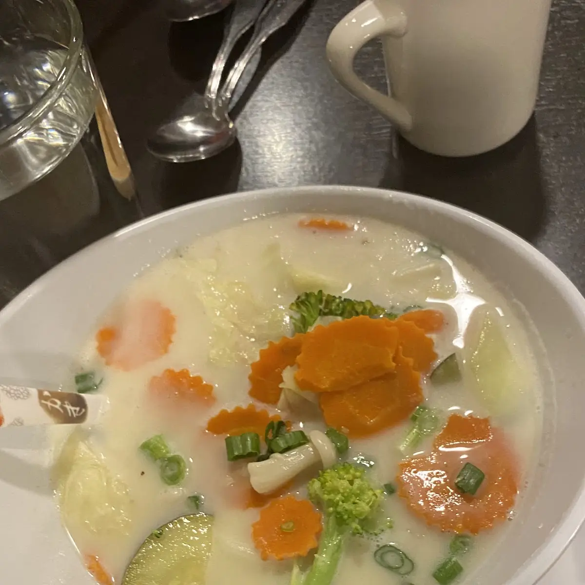 Tom Kha