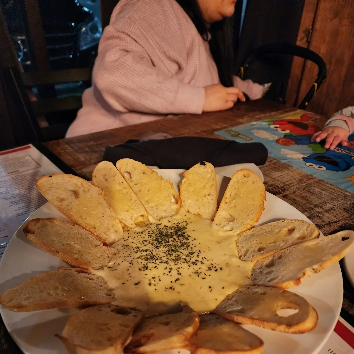 Garlic Bread Fondue