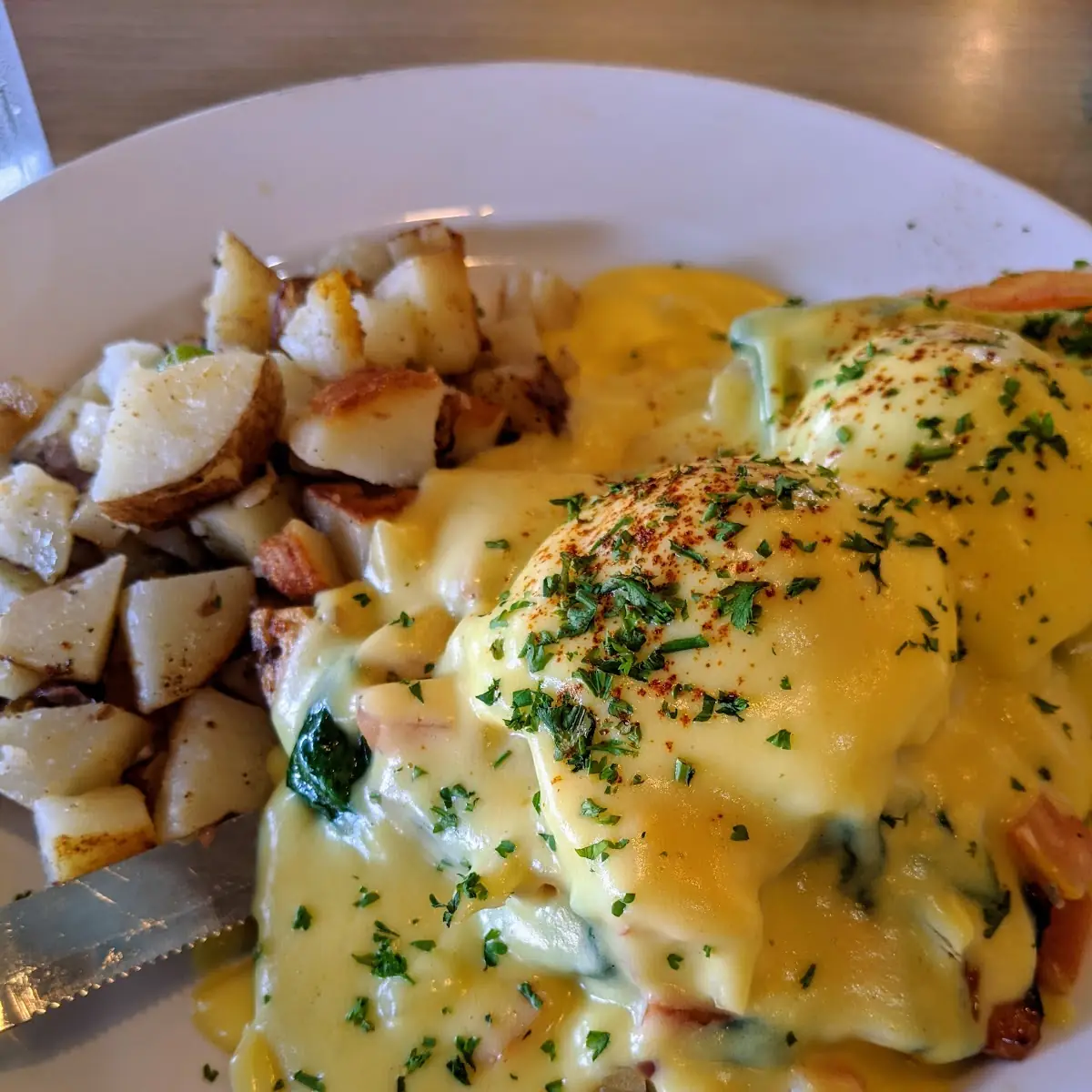 Salmon Benedict