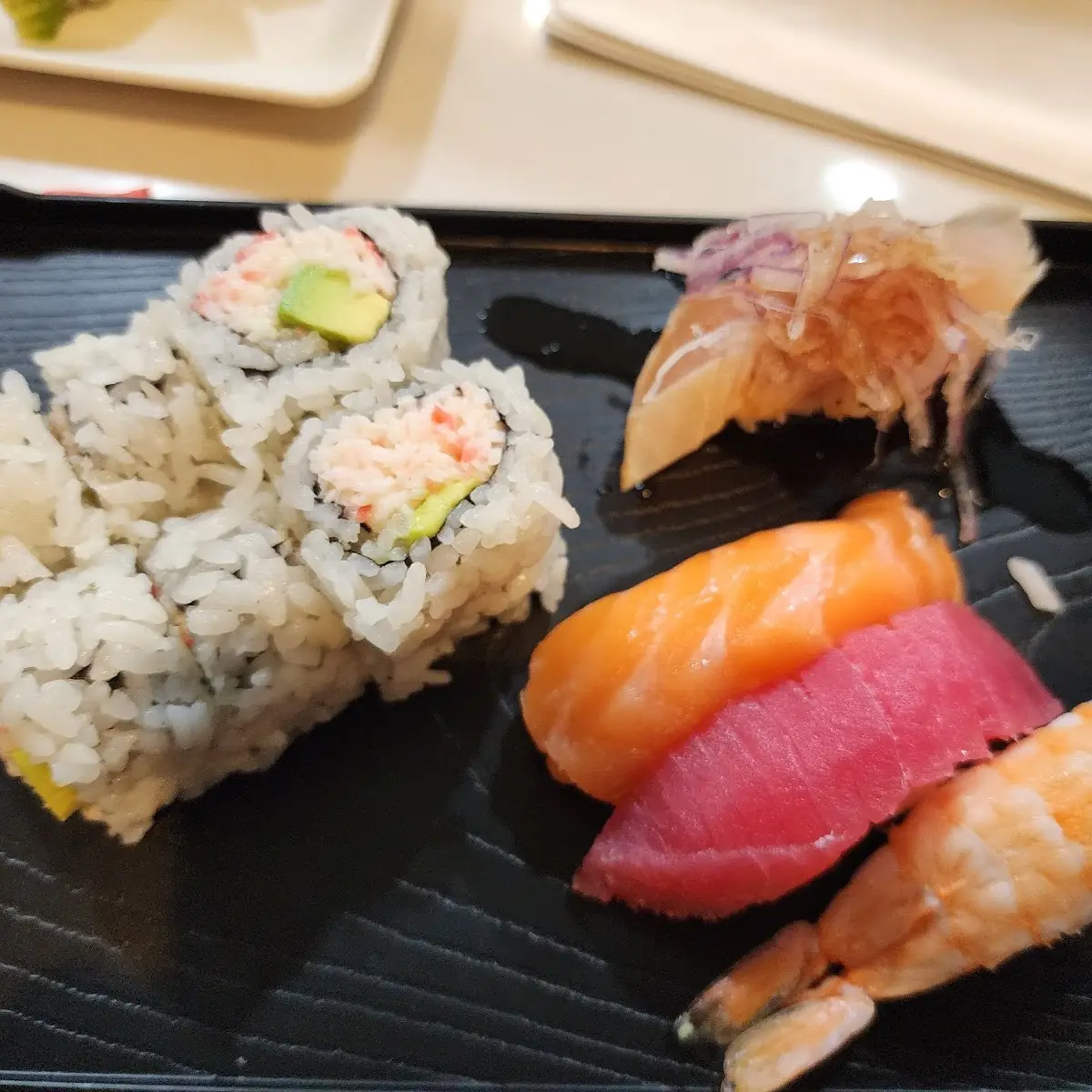 Sushi & Sashimi